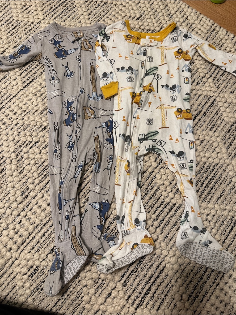 Construction-Print Footed One-Piece Pajama - White & Gray
